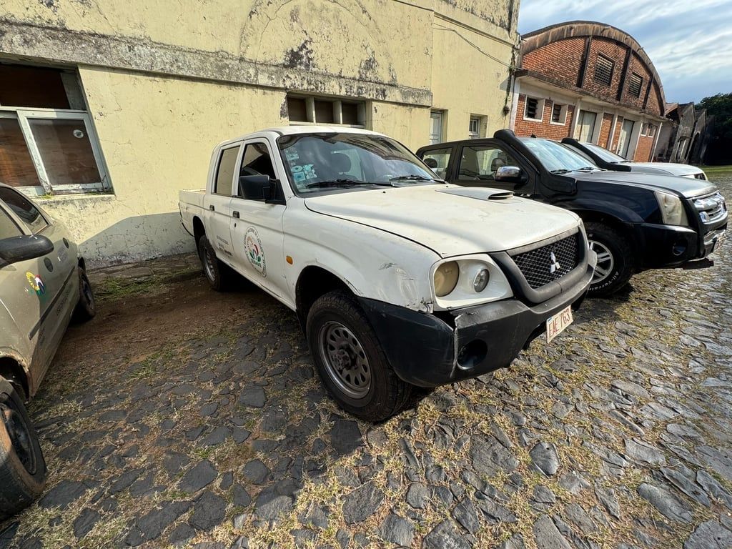 Camioneta Mitsubishi en Asunción